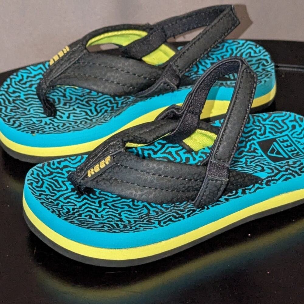 REEF FLIP FLOPS SANDALS KIDS BLUE CORAL CJ4136 KIDS SIZE 6